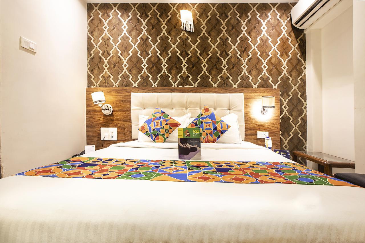 Hygienic Hotel Liberty Plaza مومباي المظهر الخارجي الصورة